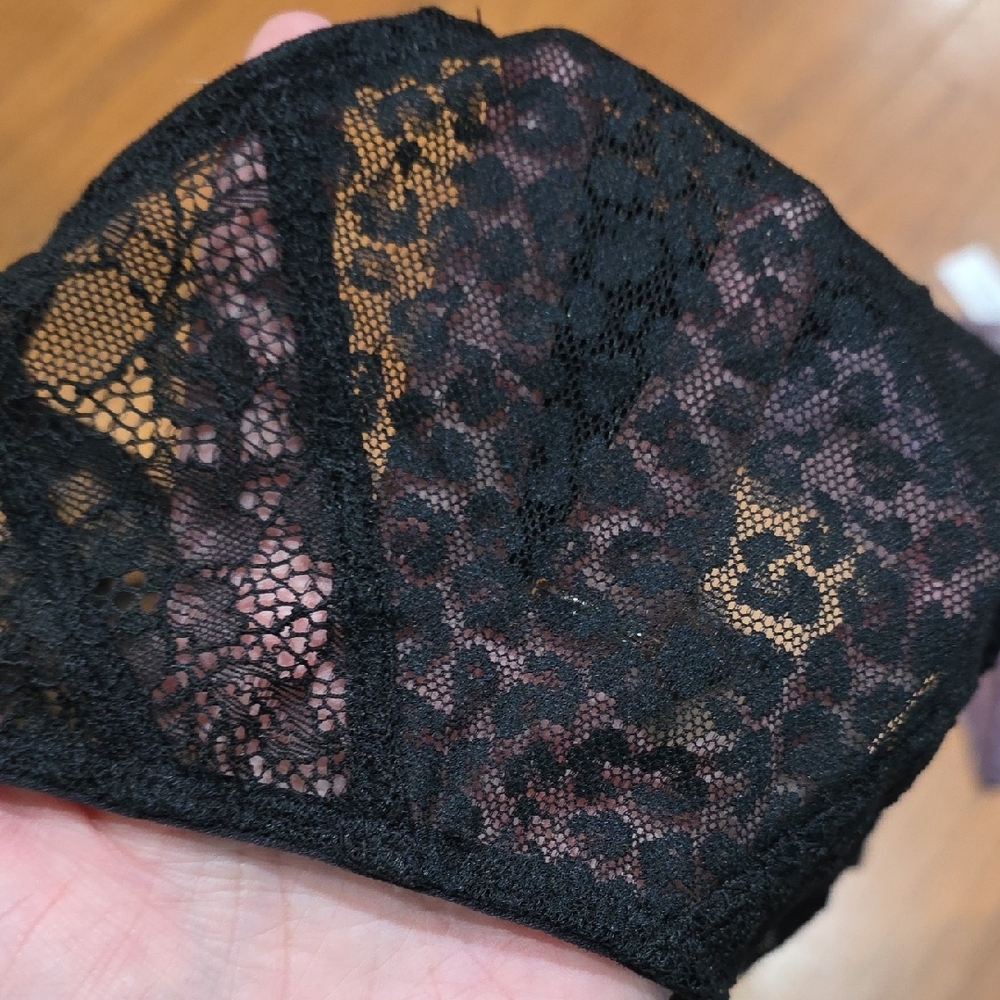 Adore‎ Me Black and Purple Lace Panties - Picture 2 of 3